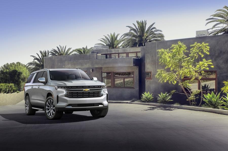  Chevrolet Suburban 2020 года  (фото 7 из 13)